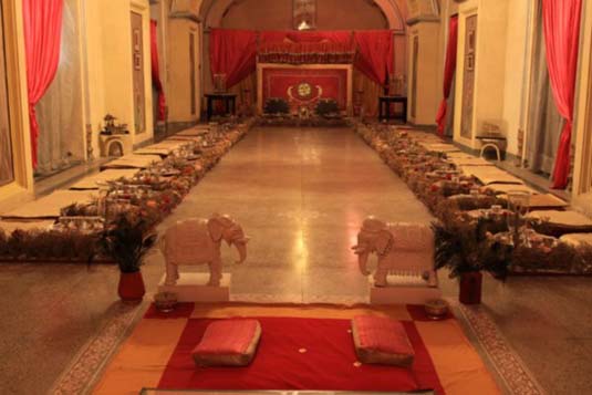 Royal Dining, Indian Style, Palace, Gwalior