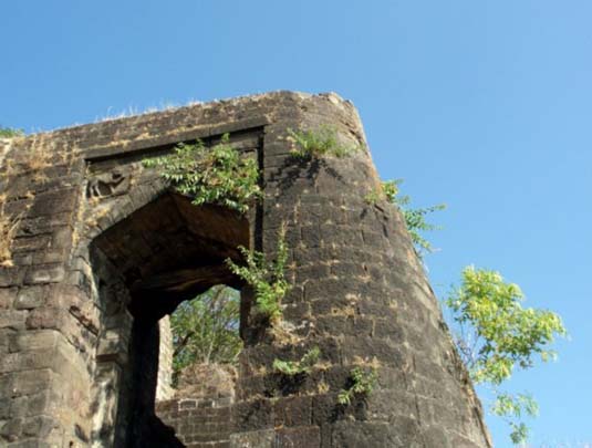Meena Darwaza, Shivneri Fort