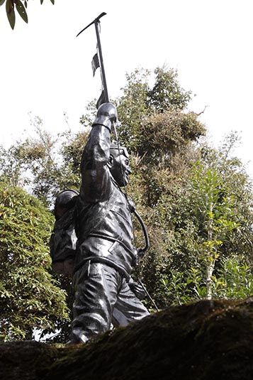 Tenzing Norgay Statue, Himalayan Mountaineering Institute, Darjeeling, West Bengal, India