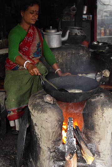 Food Vendor, Gangasagar, West Bengal, India
