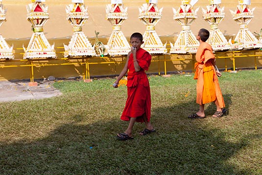 Young Monks, Pha That Luang, Vientiane, Laos