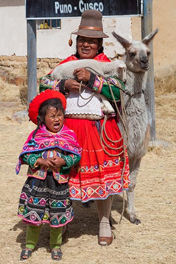 Locals, La Raya Station, Towards Puno, Peru