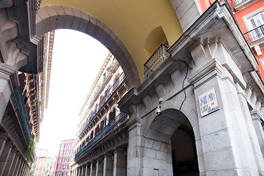 Archway, Plaza Mayor, Madrid, Spain