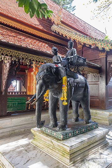 Courtyard, Wat Phra That Doi Suthep, Chiang Mai, Thailand