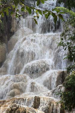 Sai Yok Noi Waterfall, Thailand