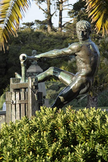 Sculpture, Academy of Sciences, San Francisco, USA